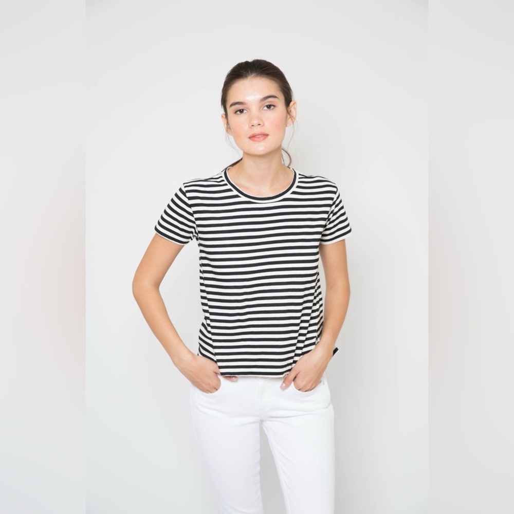 AMO Seaton Stripe Twist Tee Short Sleeve Tee in Black and White